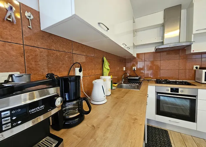 Kate, With A Private Swimming Pool And Garden ヴィラ マリンスカ