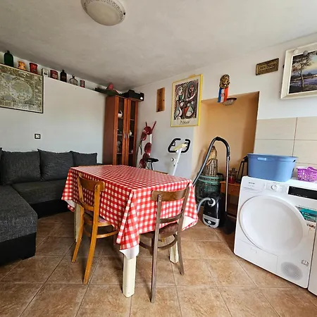Villa Kate, With A Private Swimming Pool And Garden Malinska