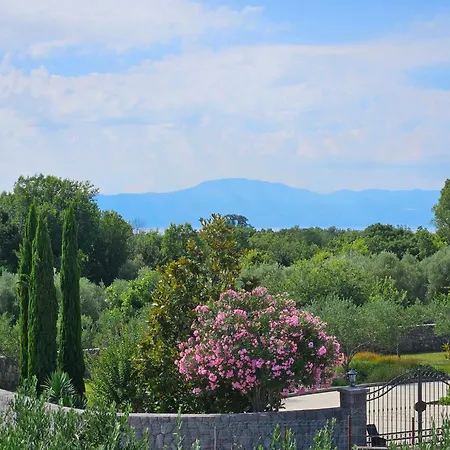 Kate, With A Private Swimming Pool And Garden Villa Malinska