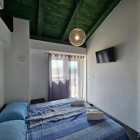 Villa Kate, With A Private Swimming Pool And Garden *