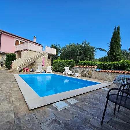 Kate, With A Private Swimming Pool And Garden Villa *