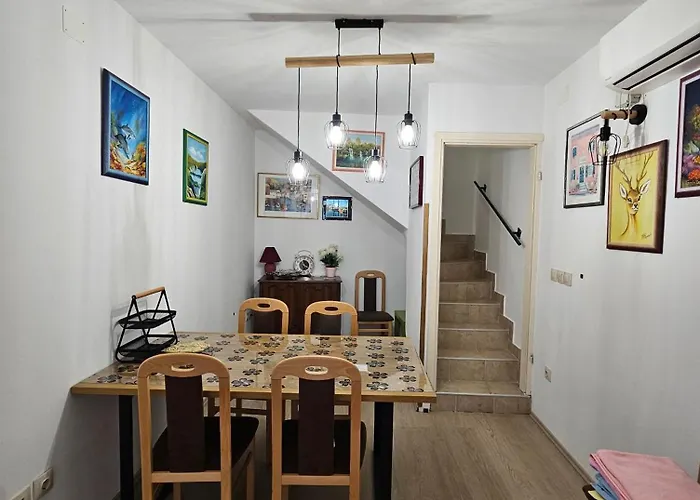 别墅 Kate, With A Private Swimming Pool And Garden *